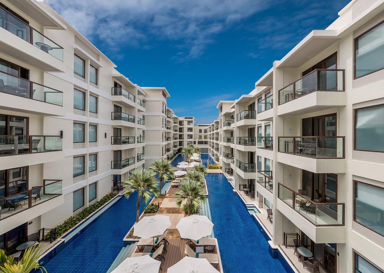 Henann Prime Beach Resort Balabag (Boracay) Exterior foto The Fives Beach Hotel & Residences